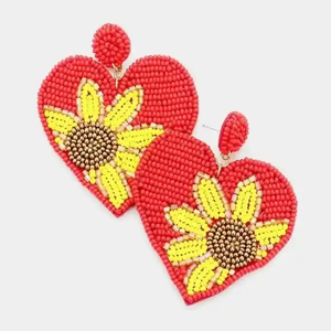 Boucles d'oreilles brodées à bas prix avec perles en forme de cœur de couleur rouge, faites à la main, en vente - Product Image 2