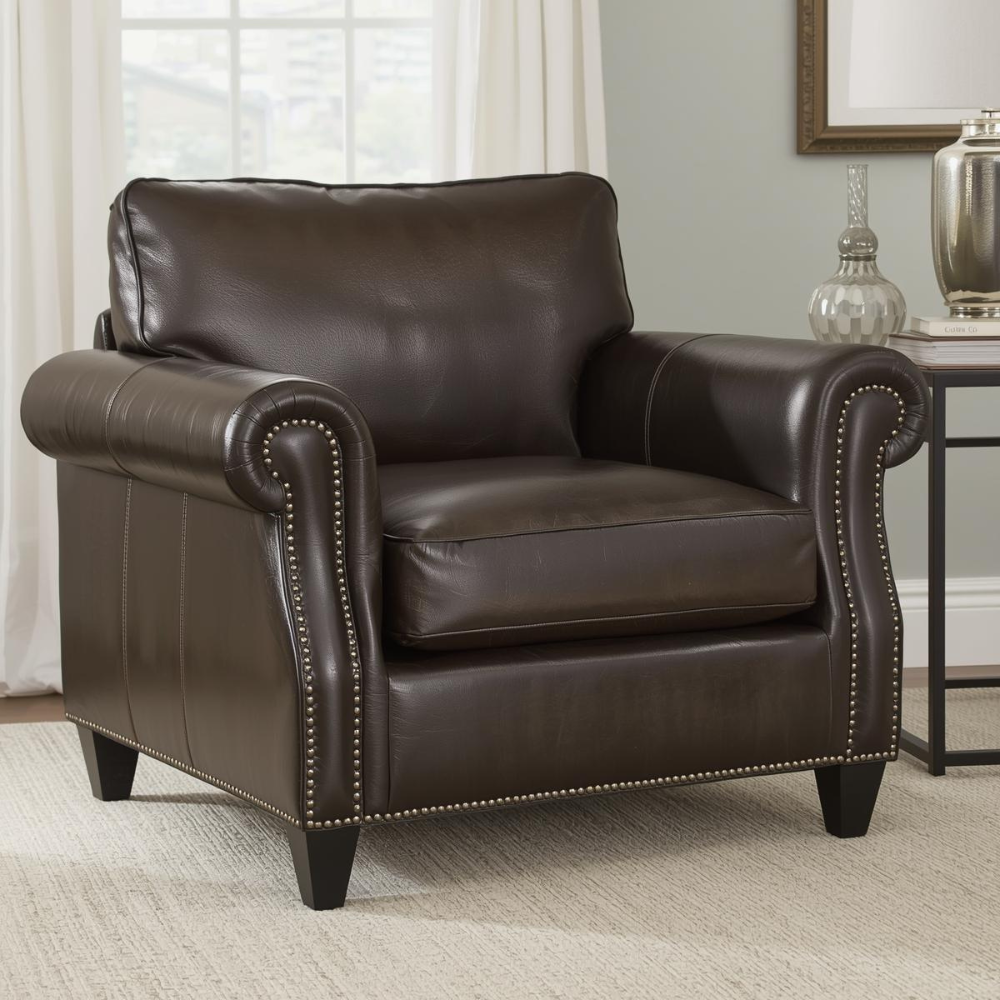 สีน้ำตาลเข้ม