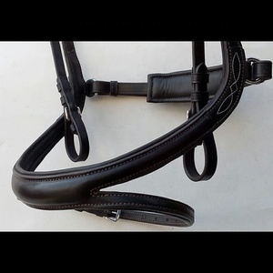 กรงเล็บม้าอังกฤษคุณภาพระดับพรีเมียม น้ําหนักเบา นุ่ม พร้อมสายเย็บแฟนซี ผลิตจากซัพพลายเออร์ชั้นนําของอินเดีย - Product Image 3