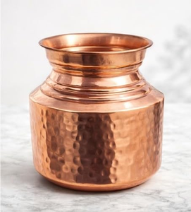 Pot de stockage d'eau en cuivre martelé Ghagar Lota, récipient à eau traditionnel en cuivre pour la maison, la cuisine, la salle à manger, la Pooja et la décoration - Product Image 1