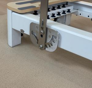 <span class=keywords><strong>Máquina</strong></span> de <span class=keywords><strong>Pilates</strong></span> <span class=keywords><strong>Reformer</strong></span> Profesional Plegable de Aluminio Rosa para Gimnasio en Casa, Yoga y Ejercicio, Puede Guardarse Verticalmente - Product Image 2