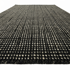 Tapis tufté à la main en laine noire anthracite à micro-points, écologique, antidérapant, tissé texturé minimaliste pour salon - Product Image 2