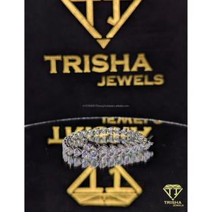 กำไลข้อมือเพชร VVS Lab Grown Diamond แบบเทนนิส เงินแท้ 925 สไตล์ฮิปฮอป ประดับเพชรหรูหรา สำหรับทุกเพศ โดย Trisha Jewels - Product Image 3