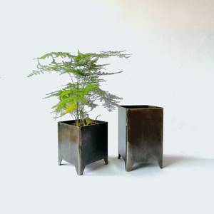 Pot de fleurs en fer forgé fait main pour plantes succulentes, couleur noir mat, décoration de bureau, jardin d'intérieur, hydroponie numérique électronique, écologique, application - Product Image 1