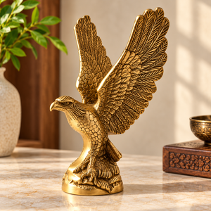 Sculpture d'aigle en laiton élégante, figurine d'aigle majestueux en vol, statue d'oiseau décorative en métal, décoration de table de luxe pour la maison et le bureau - Product Image 3