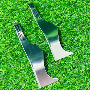 Navaja de Afeitar Recta de Acero Inoxidable de Alta Calidad, Estilo Dominicano Profesional, para Afeitado de Precisión y Cuidado Personal en Barberías - Product Image 3