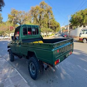 Toyota Land Cruiser d'occasion et neuve, pick-up diesel automatique, sièges en cuir, caméra arrière, conduite à gauche, livraison rapide - Product Image 3