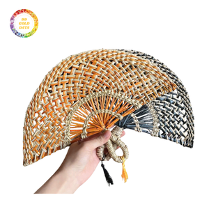 Abanico de Mano de Hierba Marina Vietnamita - Abanico Refrescante Hecho a Mano para Venta al por Mayor - Product Image 5
