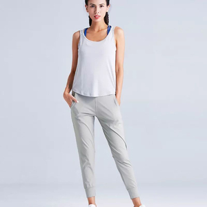 Camiseta sin mangas de punto acanalado para mujer, transpirable, elástica, para fitness, moderna y casual - Product Image 1