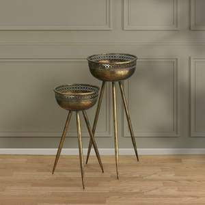 Des jardinières métalliques uniques alliant robustesse, style et durabilité, un choix intelligent et élégant pour les amateurs de plantes partout dans le monde. - Product Image 3