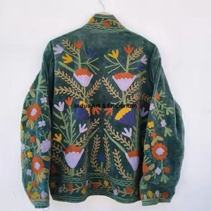 Veste en coton Suzani indienne faite à la main, veste courte brodée à la main, manteau unisexe, veste courte Suzani faite à la main - Product Image 2