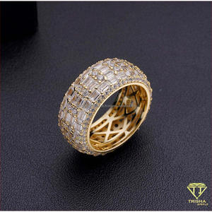 Bague de luxe en argent 925 avec diamant de laboratoire, design élégant et remarquable pour les détaillants de bijoux de boutique - Product Image 3