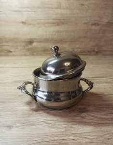 Pot à sucre en métal au design intelligent, rangement compact pour le thé et le café - Product Image 2