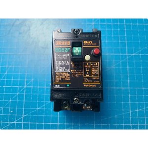 Disjoncteur différentiel Fuji EG52F 50A d'occasion – Pièces détachées d'équipement semi-conducteur ancien - Product Image 1