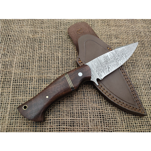 Couteau à lame fixe en acier Damas fait main avec manche en bois et étui en cuir pour activités de plein air et usage utilitaire - Product Image 4