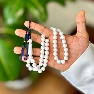 Rosario Islámico de Resina Premium, Hecho a Mano, para Oración Diaria, Dhikr, Ramadán, Eid, Uso Religioso - Product Image 1