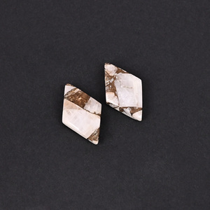 Calcite blanche naturelle, cuivre, 12,7 carats, 20x12 mm, forme de cerf-volant, cabochon, pierre précieuse certifiée, non montée - Product Image 3