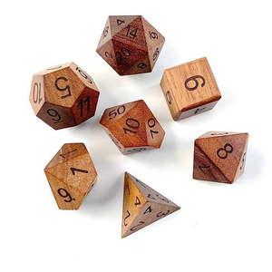 ชุดลูกเต๋าเกม D&D รูปทรงหลายเหลี่ยม ทำจากไม้แกะสลักโลโก้ตามสั่ง เป็นมิตรกับสิ่งแวดล้อม สำหรับเด็กและผู้ใหญ่ - Product Image 3