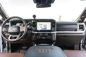Ford F-350 Super Duty King Ranch Crew Cab 4x4 2024 - Product Image 6