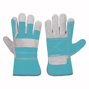 Gants de sécurité en cuir de vachette renforcé pour travailleurs du jardin et ouvriers du bâtiment, haute performance, fabrication canadienne - Product Image 5