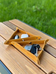 Boîte de rangement pliable en cuir véritable faite à la main, durable, pour la protection et le rangement, cadeau personnalisé, boîte à accessoires de bureau - Product Image 3