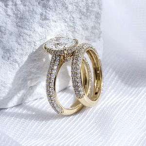 แหวนหมั้นเพชรทรงกลมเจียระไนแบบบริลเลียนท์ทองคำแท้ 18K สำหรับผู้หญิง ประดับเพชรด้านข้าง สไตล์คลาสสิก รับรองโดย GIA - Product Image 6