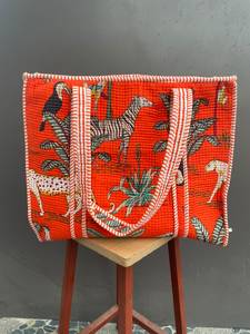 Bolsos tote de algodón Kantha acolchados para mujer, bolsos de hombro con cierre abierto, lote al por mayor con forro de tela y dos asas. - Product Image 1