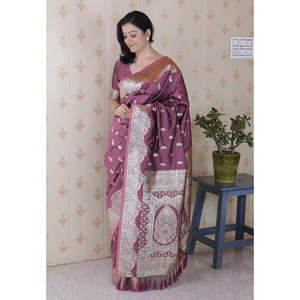 Elite Weaves Dusty Pink Banarasi Soft Silk Saree with Silver Zari Woven <b>Indian</b> & <b>Pakistani</b> <b>Clothing</b> 650g - Product Image 2