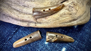 Boutons à bascule authentiques faits à la main en corne de buffle naturelle, écologiques, pour vestes, pulls, blazers – Vente promotionnelle, authentiques et naturels - Product Image 4