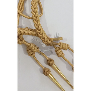 Cordón de Pecho Aiguillette Trenzado Dorado con Puntas Metálicas para Decoración de Uniformes de Exterior - Product Image 4