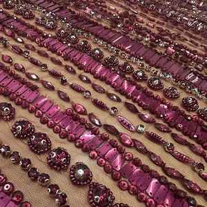 Tela de encaje magenta de lujo con cuentas a mano, malla bordada con pedrería pesada y lentejuelas para fabricantes de vestidos de noche de alta costura y vestidos de fiesta. - Product Image 2