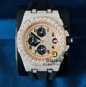 Montre Hip Hop de Luxe avec Cadran en Verre Analogique et Bracelet en Caoutchouc Noir, Sertie de Diamants de Laboratoire Taille Ronde Brillante - Product Image 6