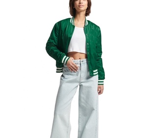 Blouson Bomber Hiver 2026 en Satin de Haute Qualité, Col Montant, Broderie et Patchs, Style Universitaire, Vente en Gros - Product Image 4