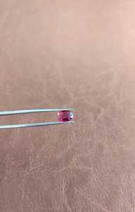 Rubis birman naturel non chauffé de 1,06 carat, taille ovale, qualité supérieure, rouge profond, bijoux fins de qualité supérieure, pierres précieuses en vrac pour la fabrication de bijoux - Product Image 4