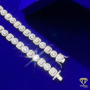 Chaîne en argent sterling avec diamants moissanite à taille carrée pour les détaillants et importateurs de bijoux en gros - Product Image 6