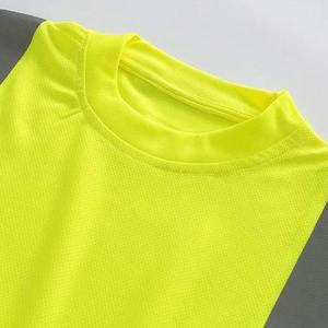 เสื้อยืดนิรภัยสำหรับผู้ชายแบบมองเห็นได้ชัดเจนพร้อมแถบสะท้อนแสงสีเขียวนีออน โพลีเอสเตอร์ แขนสั้น แบบยูนิฟอร์ม - Product Image 4