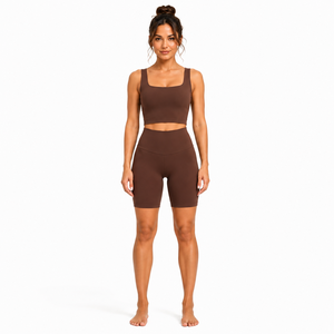 Conjunto de yoga para mujer con cuello cuadrado, shorts de ciclista de cintura alta, ropa deportiva para fitness y gimnasio - Product Image 1