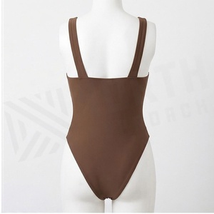 Maillot de bain une pièce pour femme North Approach, col en V profond, design ajouré, extensible, coupe string, marron uni - Product Image 4