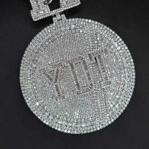 จี้ห้อยคอแบบฮิปฮอปชุบทองคำขาว 925 ประดับเพชรโมอิสซาไนต์ ดีไซน์ตัวอักษรปรับแต่งได้ตามต้องการ - Product Image 1