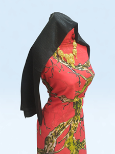 Conjunto de Tela Suiza Dirac con Estampado de Árbol Rojo Premium - Elegante Traje Tradicional Somalí con Chal a Juego - Product Image 2