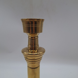 Porte-bougie en laiton vintage, objet décoratif, support de bougie en or antique pour la décoration de la maison, du bureau et du salon - Product Image 2