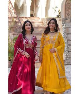 Traje Tradicional Indio para Mujer, Salwar Kameez con Bordado Faux Blooming, Lentejuelas y Zari, para Bodas y Festivales - Product Image 1