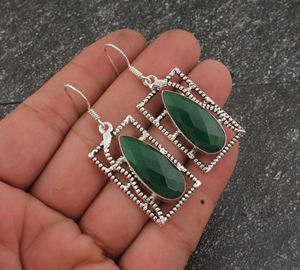 Pendientes Colgantes Minimalistas Vintage de Jade Verde con Puntos en Forma de Gota, Plateados en Plata de Ley 925, Delicados, para Regalo de Boda o Fiesta - Product Image 1