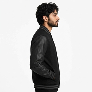 Chaqueta Varsity Exclusiva de Primera Calidad, Prenda Exterior de Moda con Forro Cómodo, Construcción Duradera, Parches Personalizados, Flexible - Product Image 5