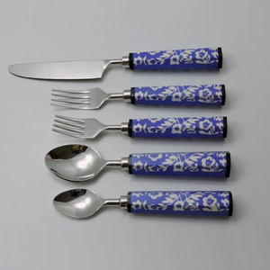 Juego de Cubiertos de Madera con Mangos de Resina con Rayas Blancas, Diseño Minimalista Reutilizable, Utensilios para Camping - Product Image 5