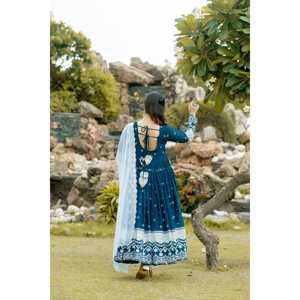 Vestido Anarkali Azul Talla XS de Thirteen D para Fiesta con Bordado de Hilo y Lentejuelas - Product Image 4