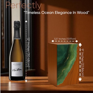Urna de Resina Verde Esmeralda con Diseño de Geoda y Madera, Decoración Conmemorativa Inspirada en Ágata - Product Image 3