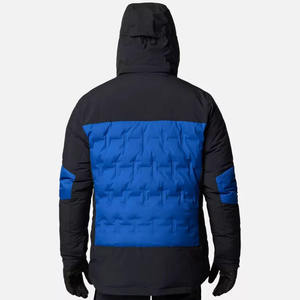 Veste imperméable de randonnée personnalisée, veste coupe-vent imperméable à capuche en softshell pour la course à pied et la randonnée - Product Image 3