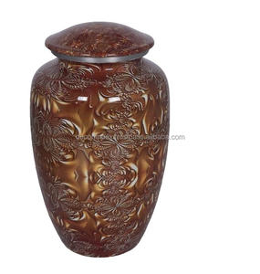 Urne funéraire en métal Urne commémorative décorative personnalisée durable avec design poli au prix de gros - Product Image 1