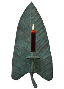 Candelabro de Aluminio Hecho a Mano con Diseño Moderno Único para una Decoración Impresionante - Product Image 5